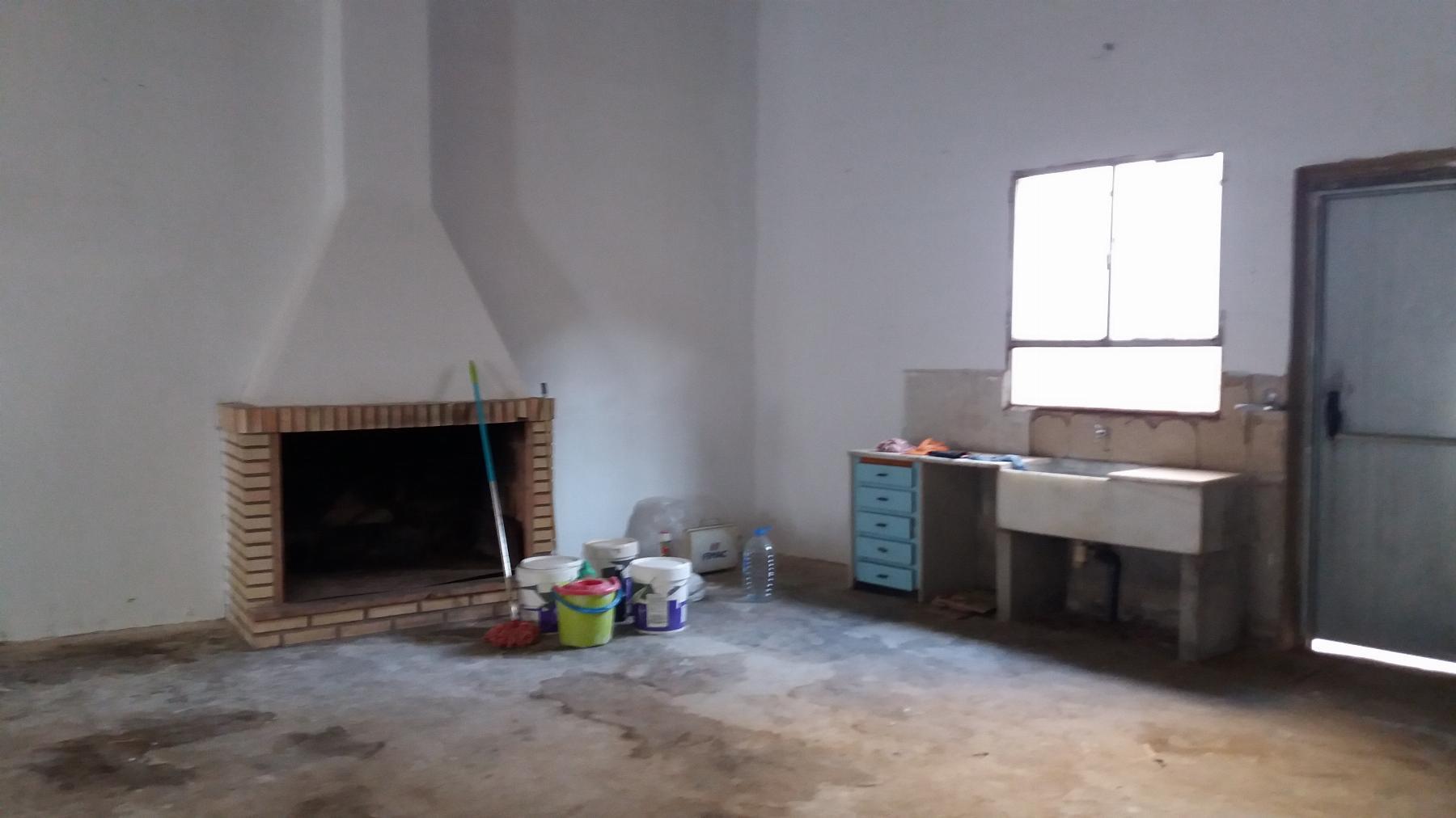 For sale of commercial in Cheste