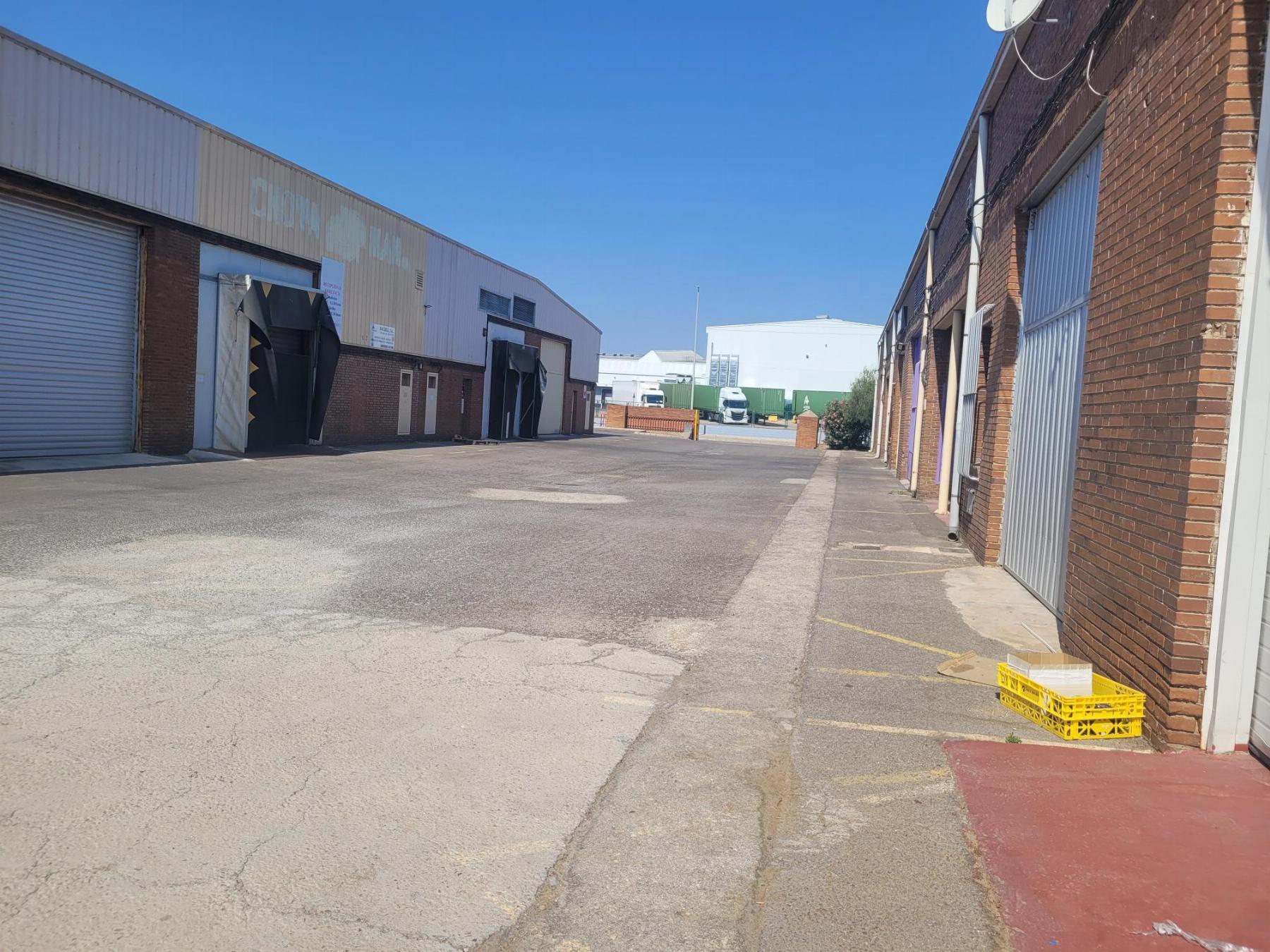For sale of industrial plant/warehouse in Riba-Roja de Túria