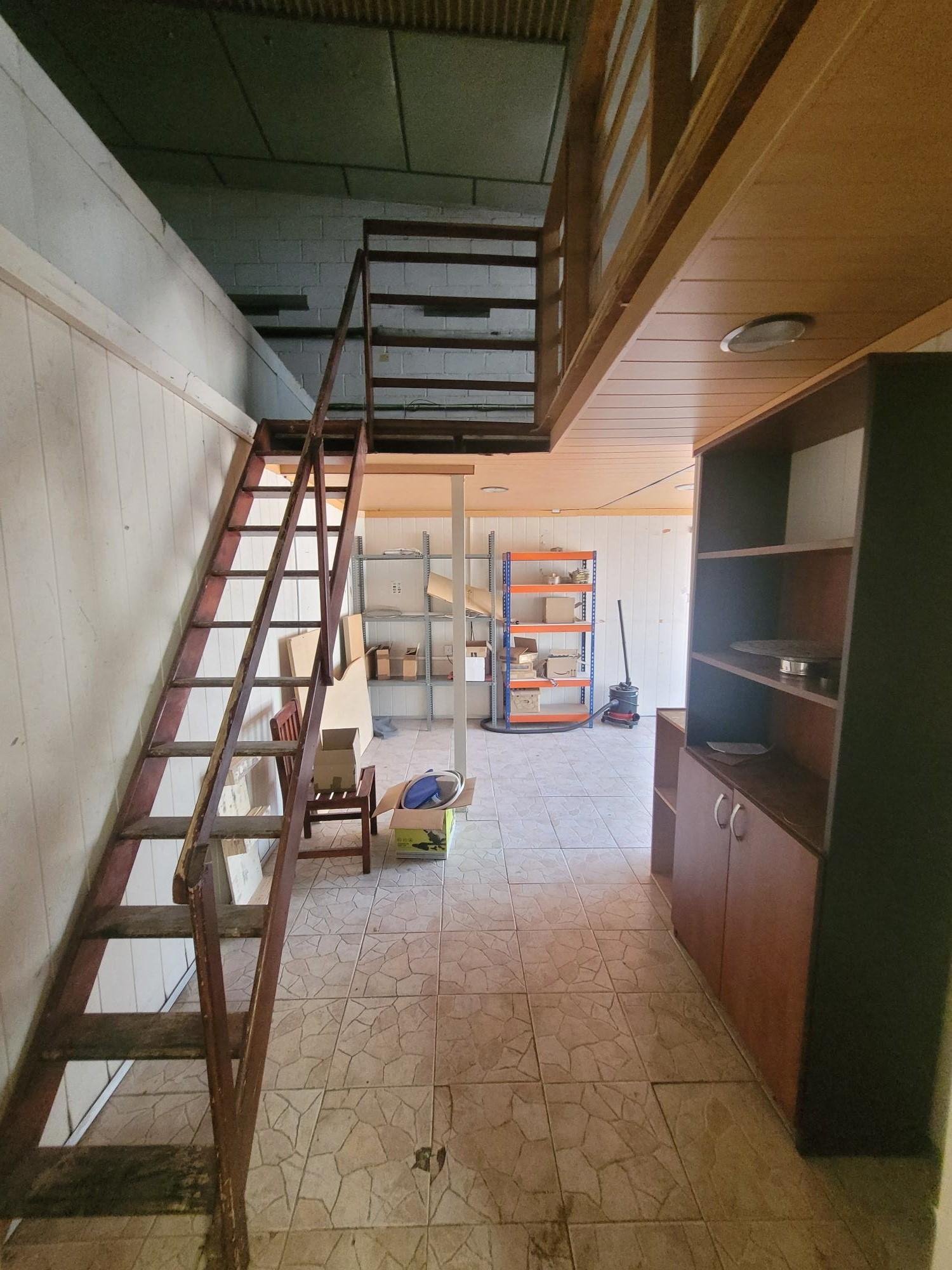 For sale of industrial plant/warehouse in Riba-Roja de Túria