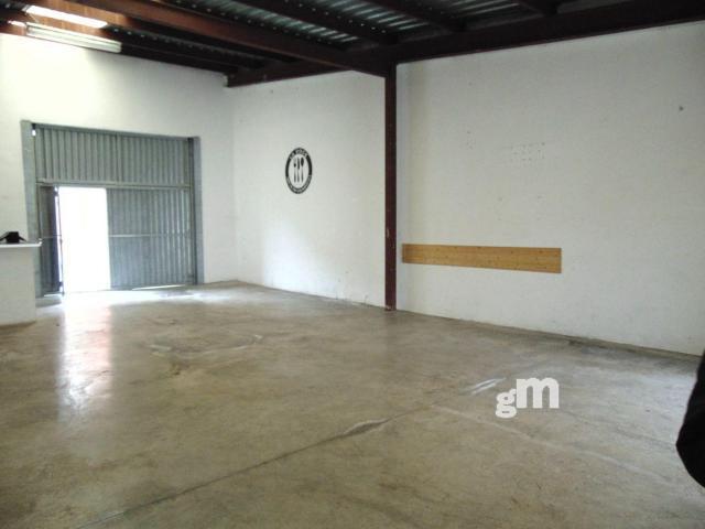 For sale of ground floor in Cheste