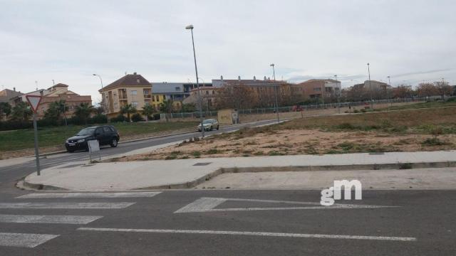 For sale of land in Cheste