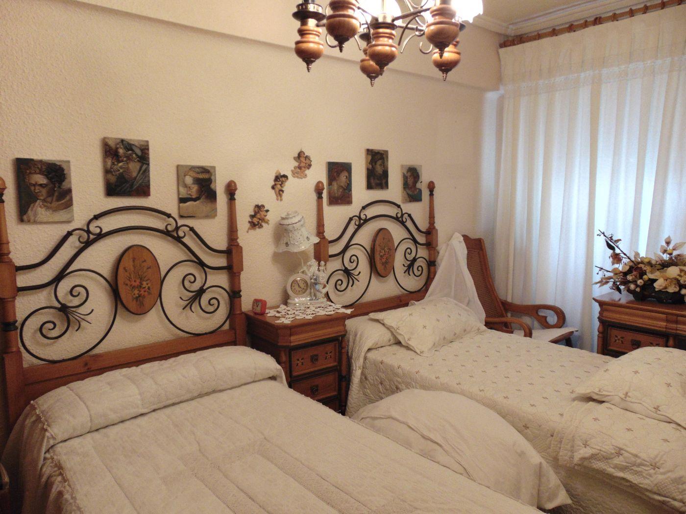 For sale of flat in Cheste