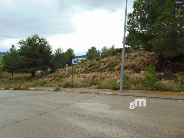 For sale of land in Chiva