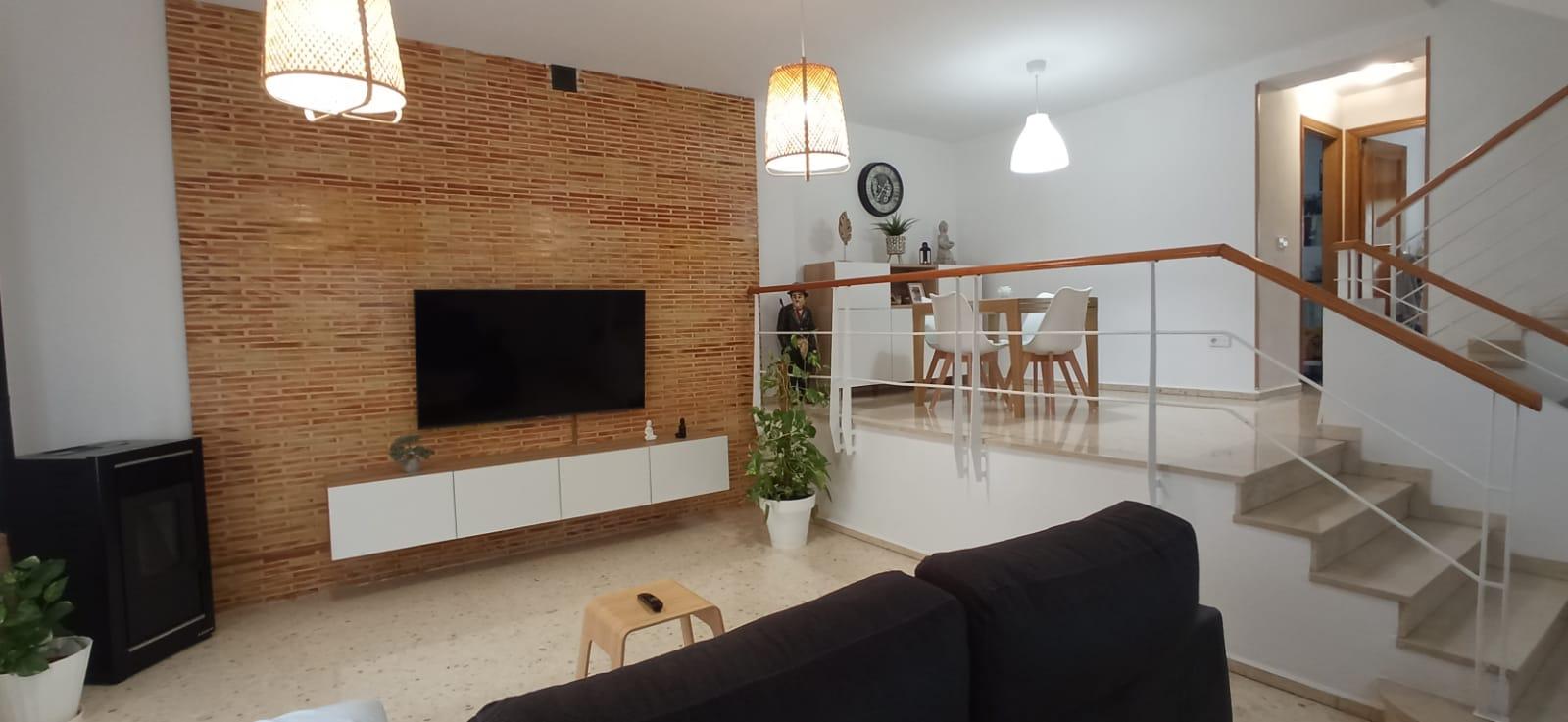 For sale of house in Cheste