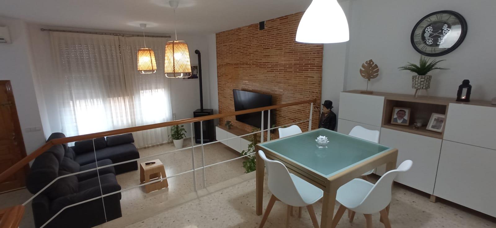For sale of house in Cheste