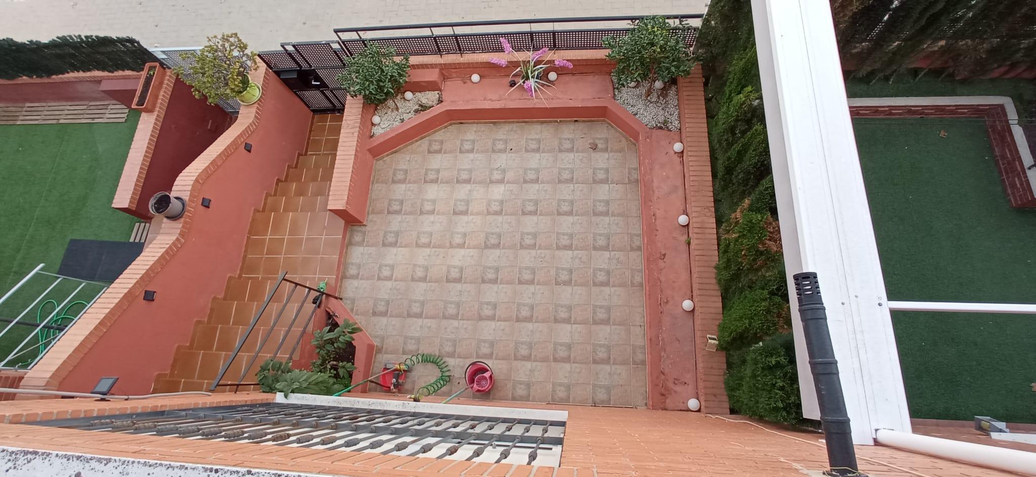 For sale of house in Cheste
