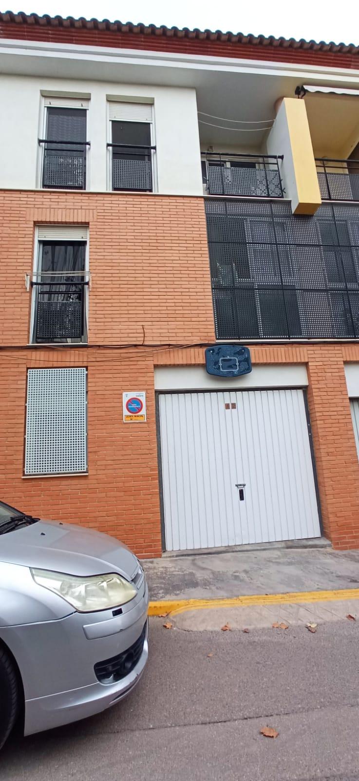 For sale of house in Cheste