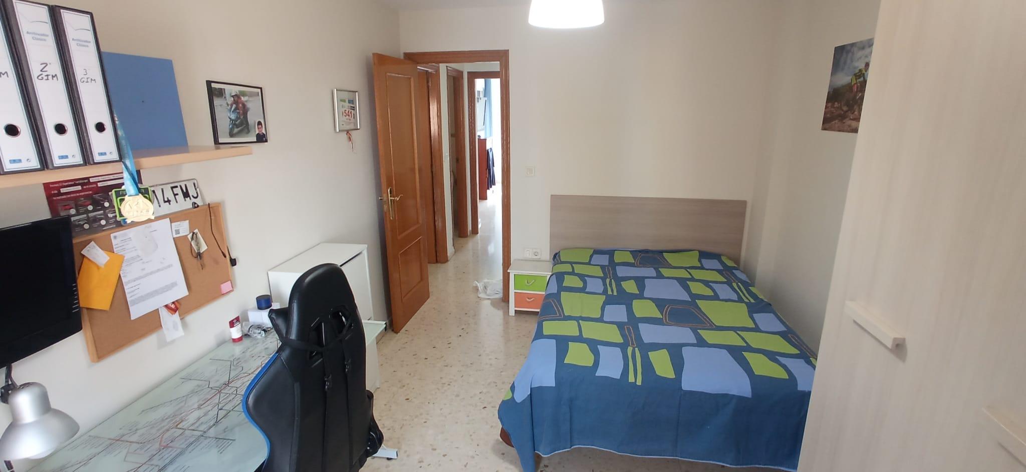 For sale of house in Cheste