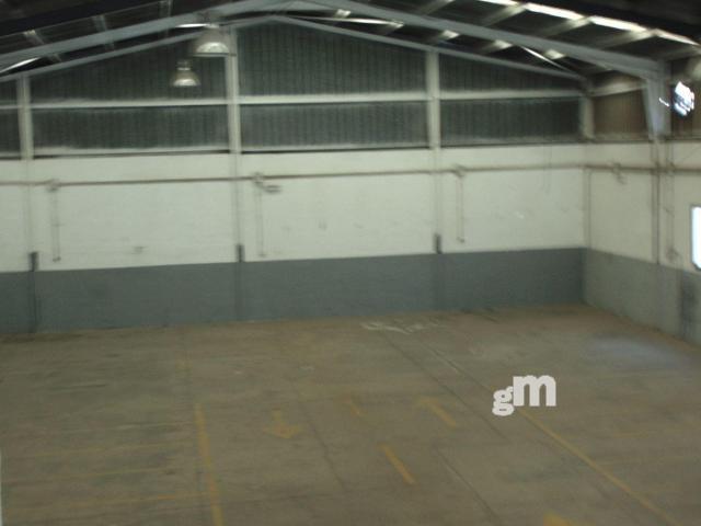 For sale of industrial plant/warehouse in Vilamarxant