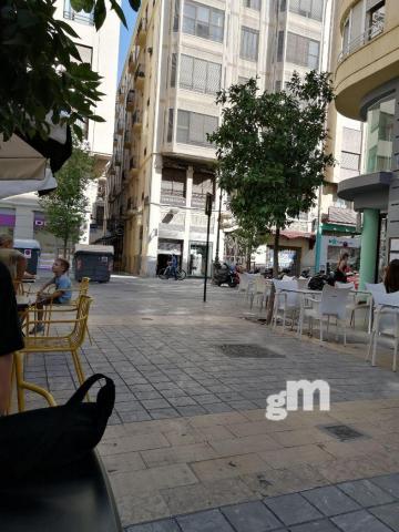 For sale of commercial in Valencia