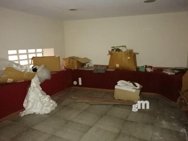 For sale of commercial in Valencia