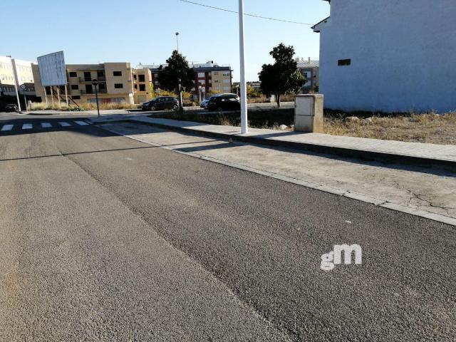 For sale of land in Cheste