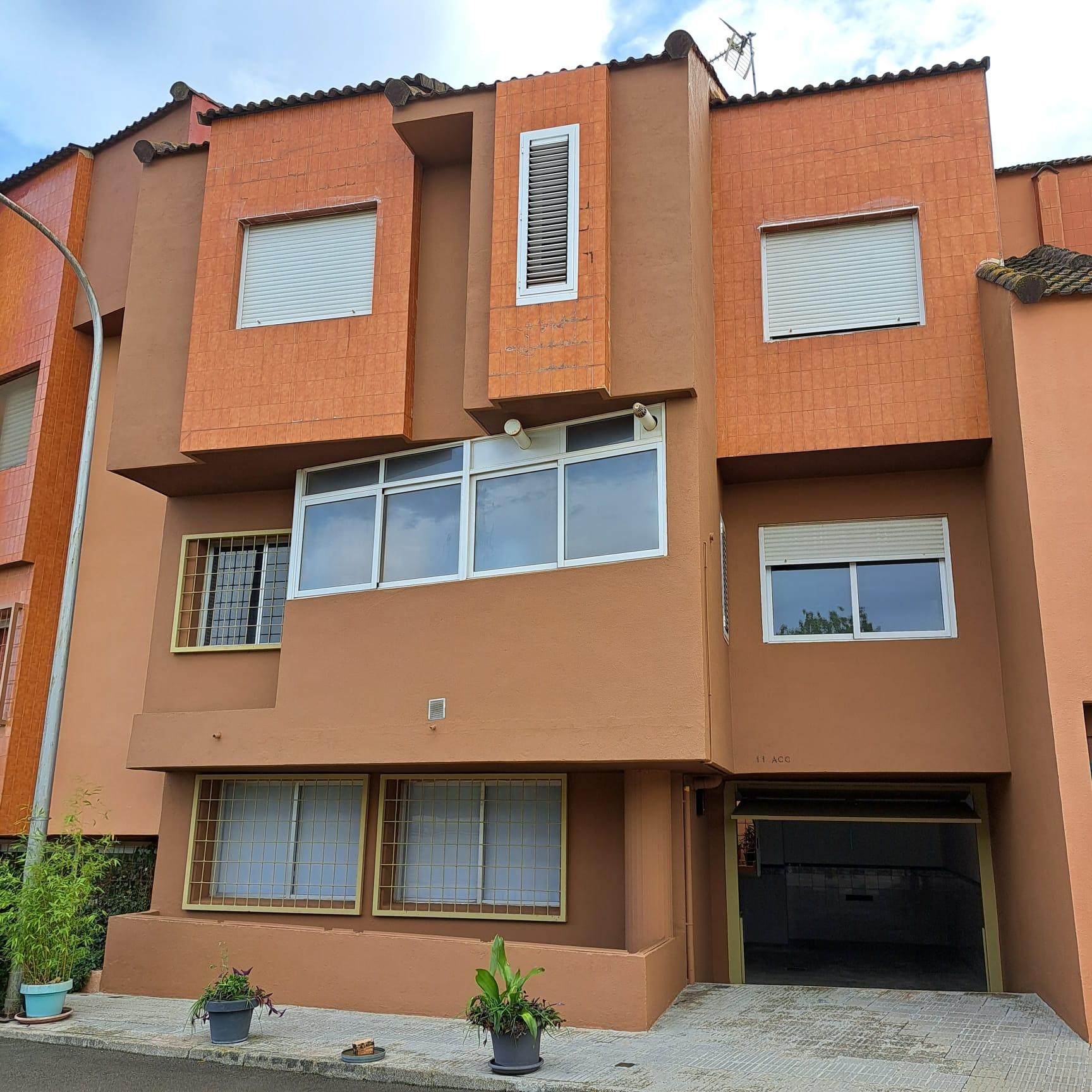 For sale of house in Cheste