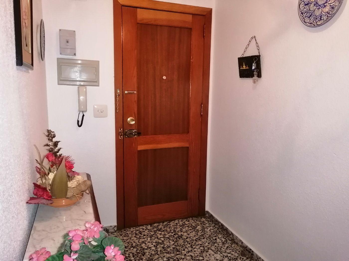 For sale of flat in Cheste