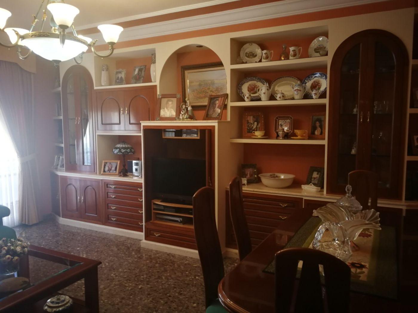 For sale of flat in Cheste