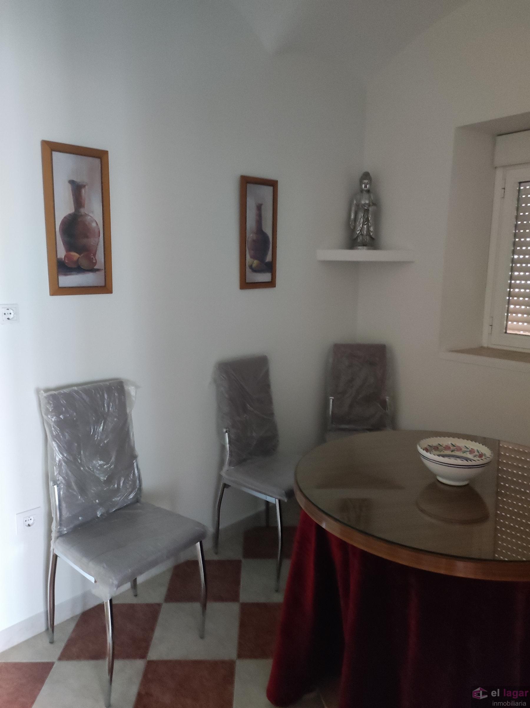 For rent of house in Montijo