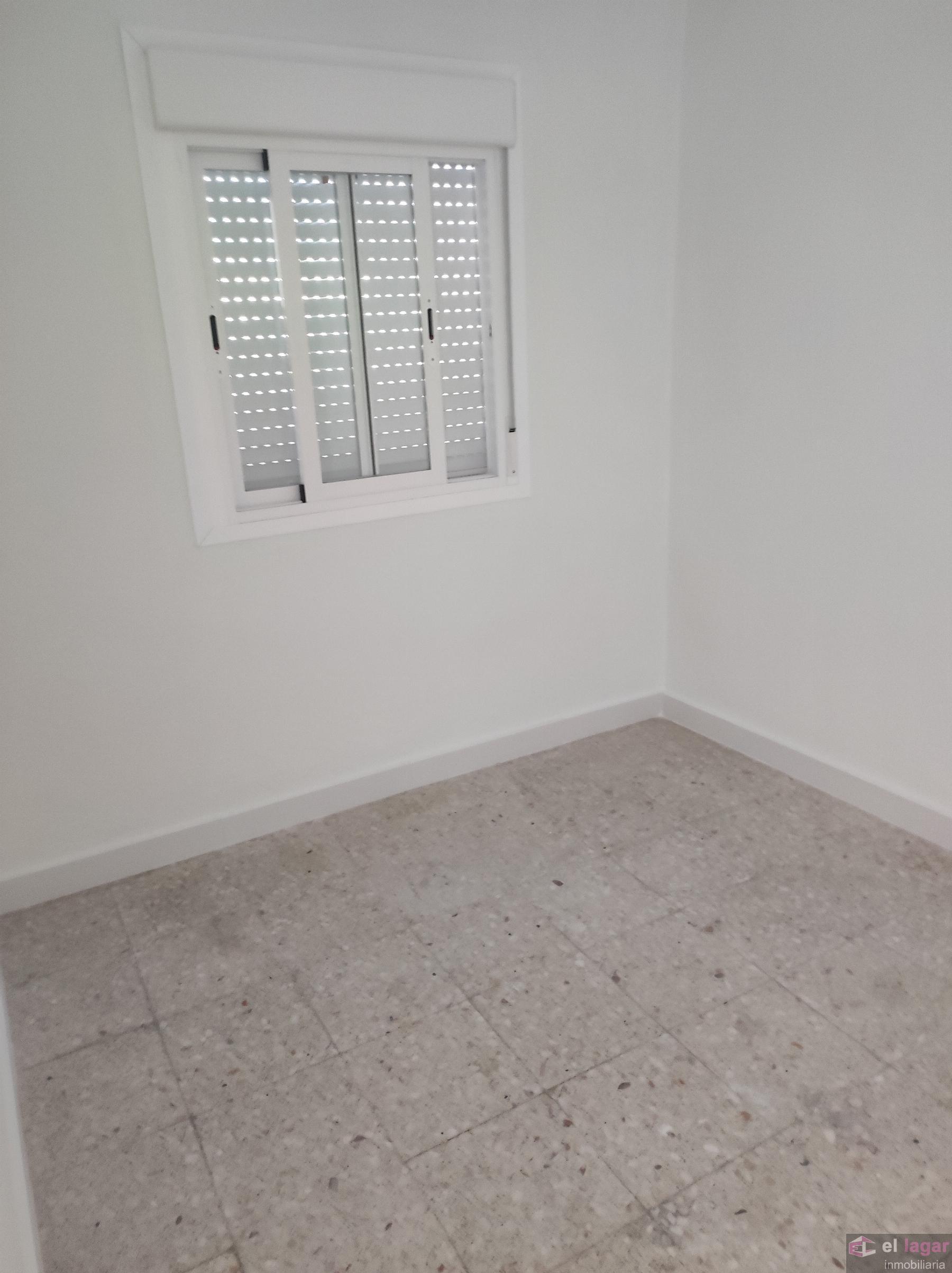 For rent of house in Montijo