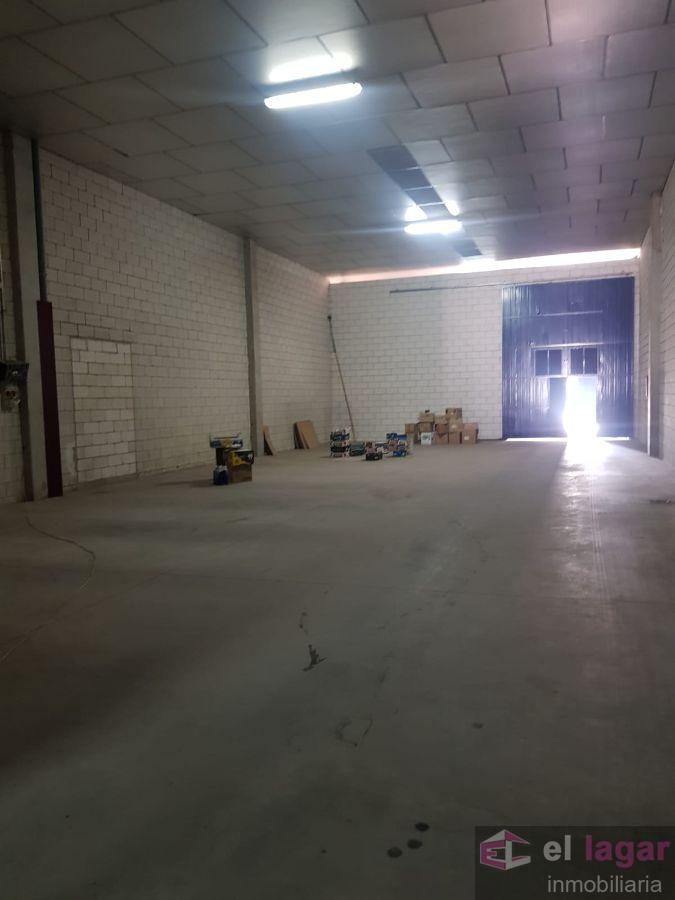 For rent of industrial plant/warehouse in Puebla de la Calzada