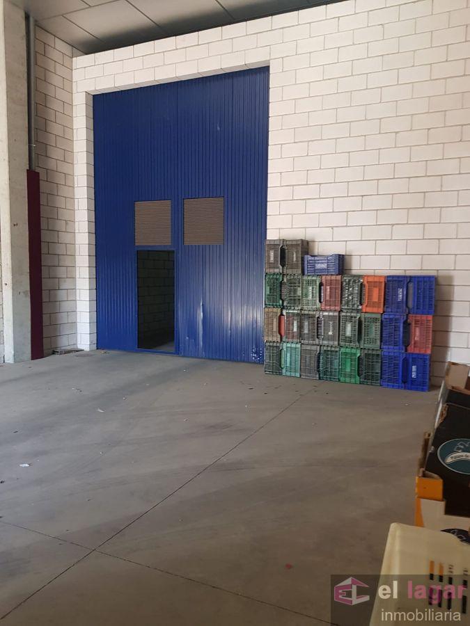 For rent of industrial plant/warehouse in Puebla de la Calzada