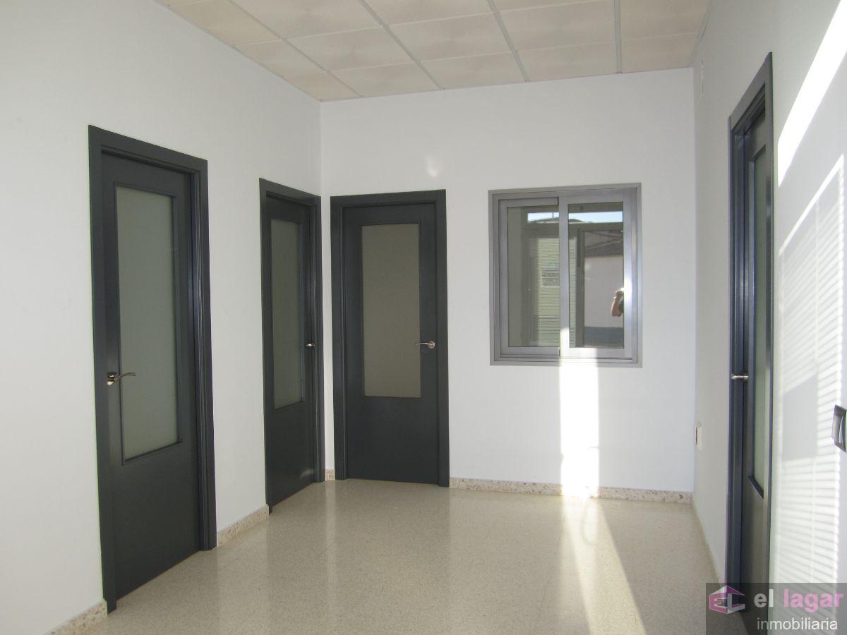 For rent of commercial in Puebla de la Calzada