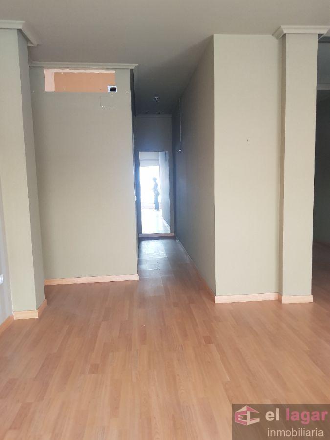 Alquiler de local comercial en Montijo