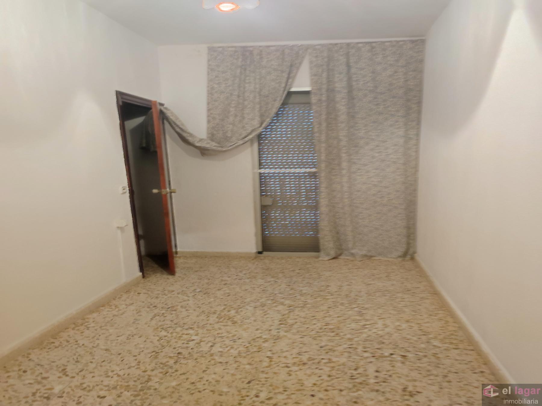 For sale of flat in Montijo