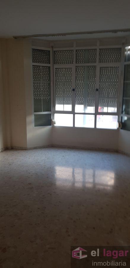 For sale of flat in Montijo