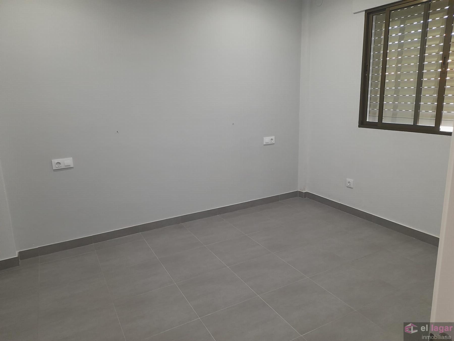 For rent of duplex in Montijo