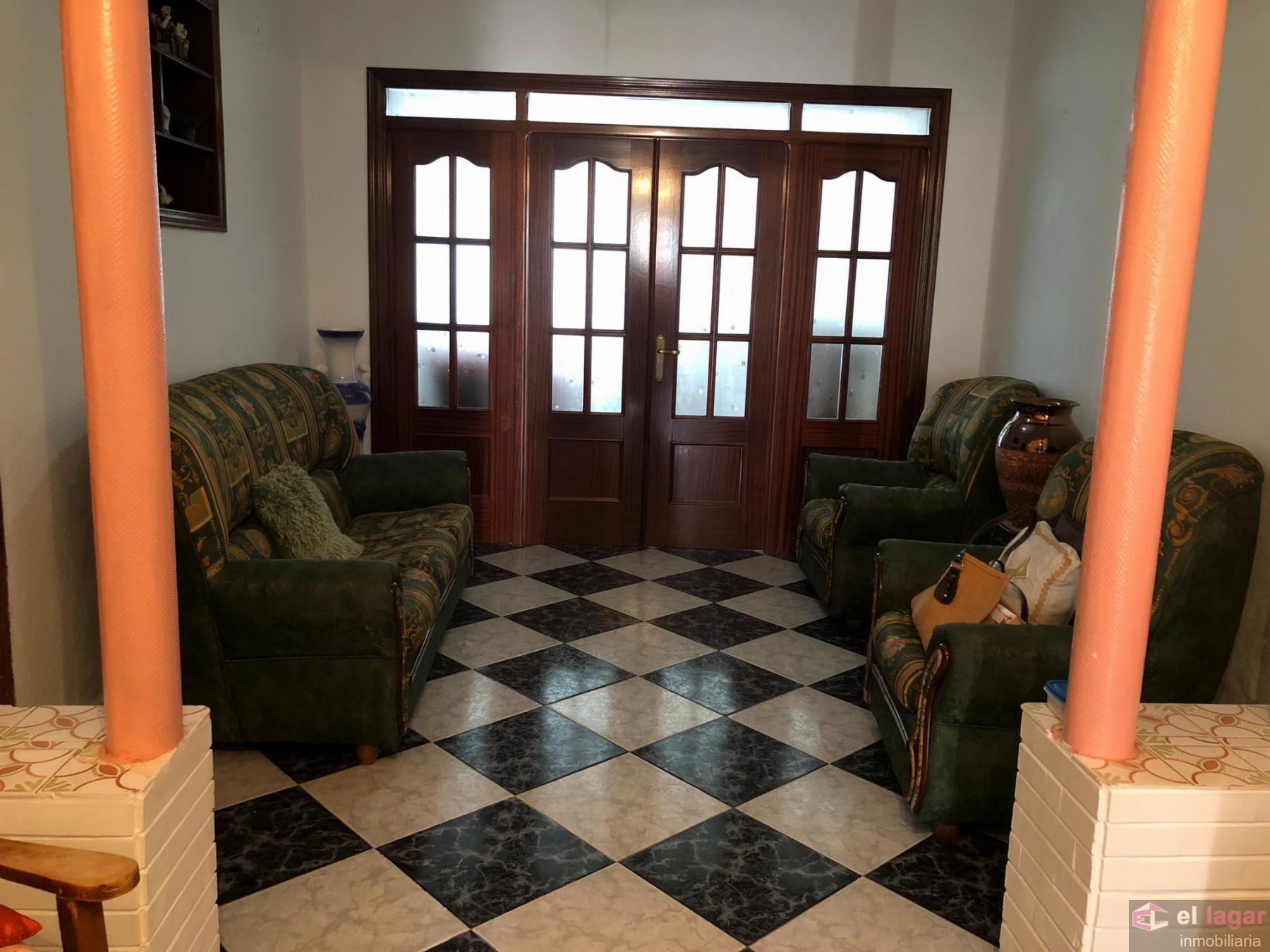 For sale of house in Montijo