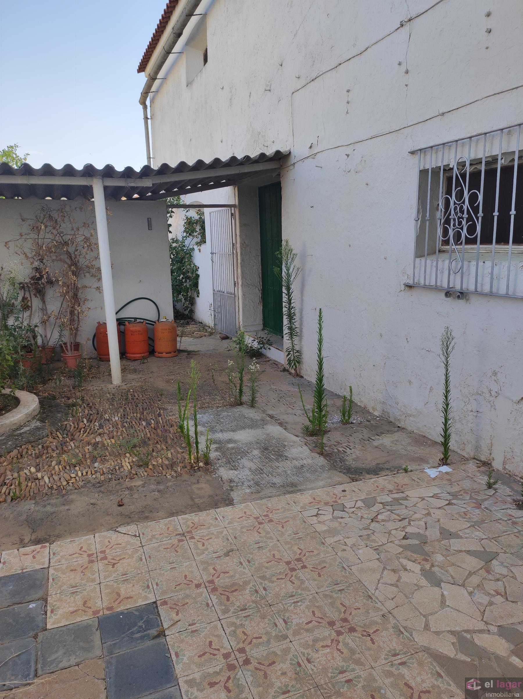 Venta de casa en Puebla de la Calzada