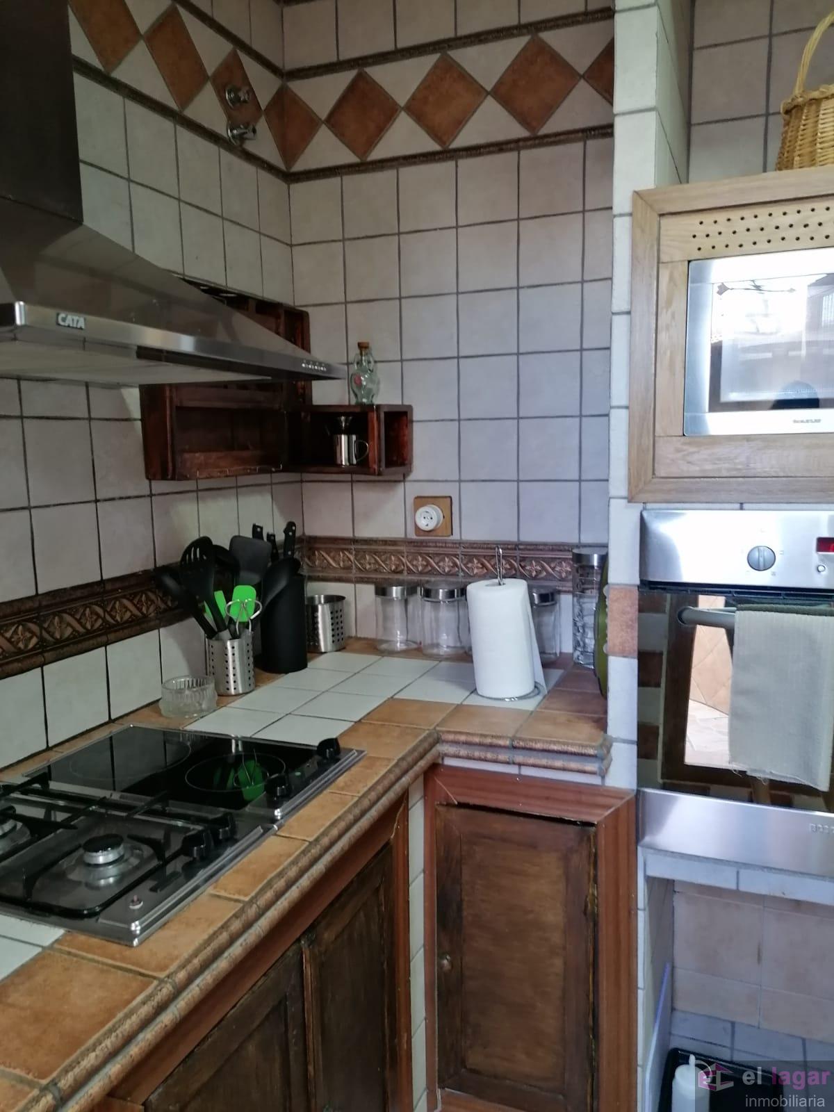 For rent of duplex in Montijo