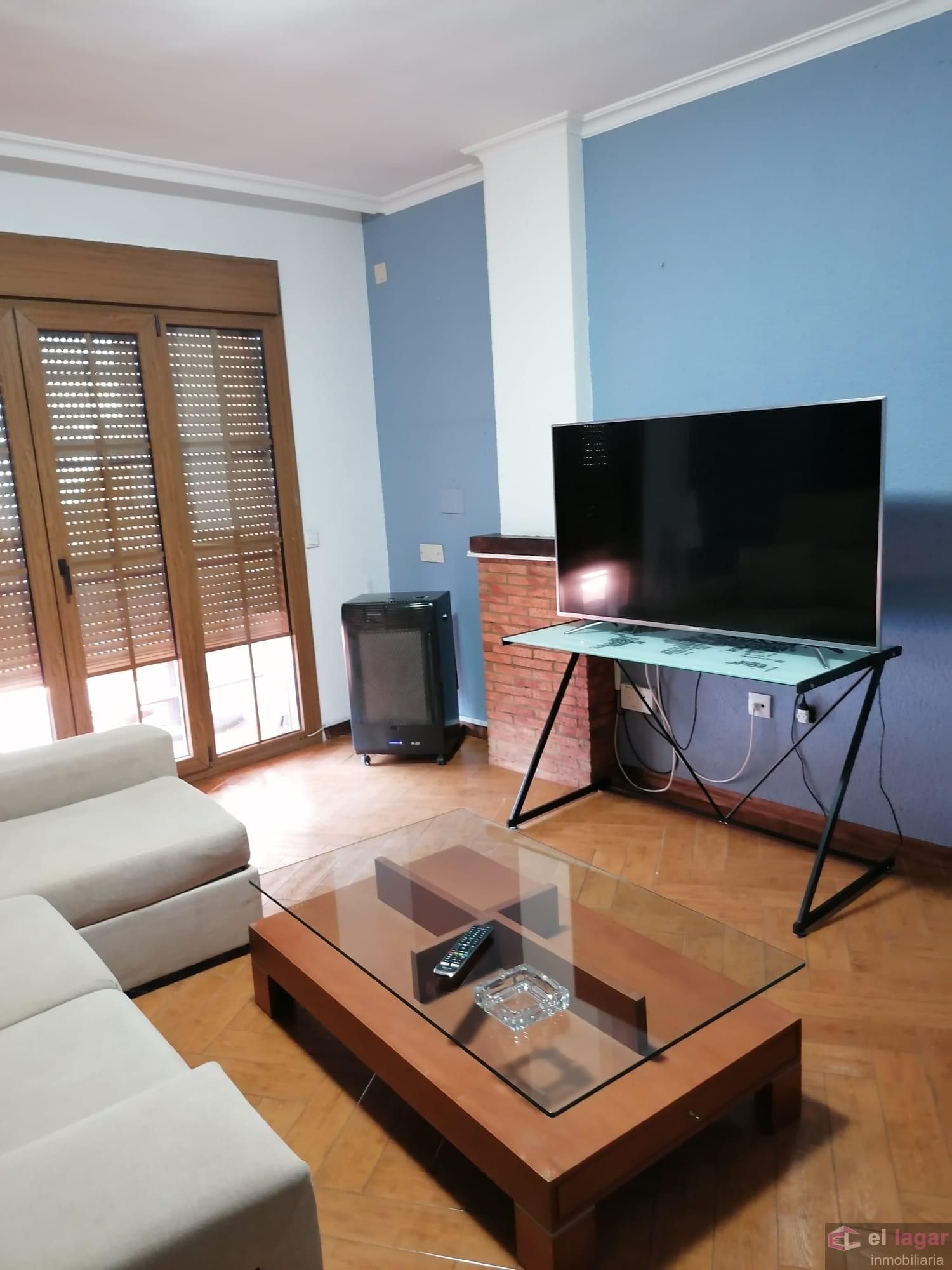 For rent of duplex in Montijo