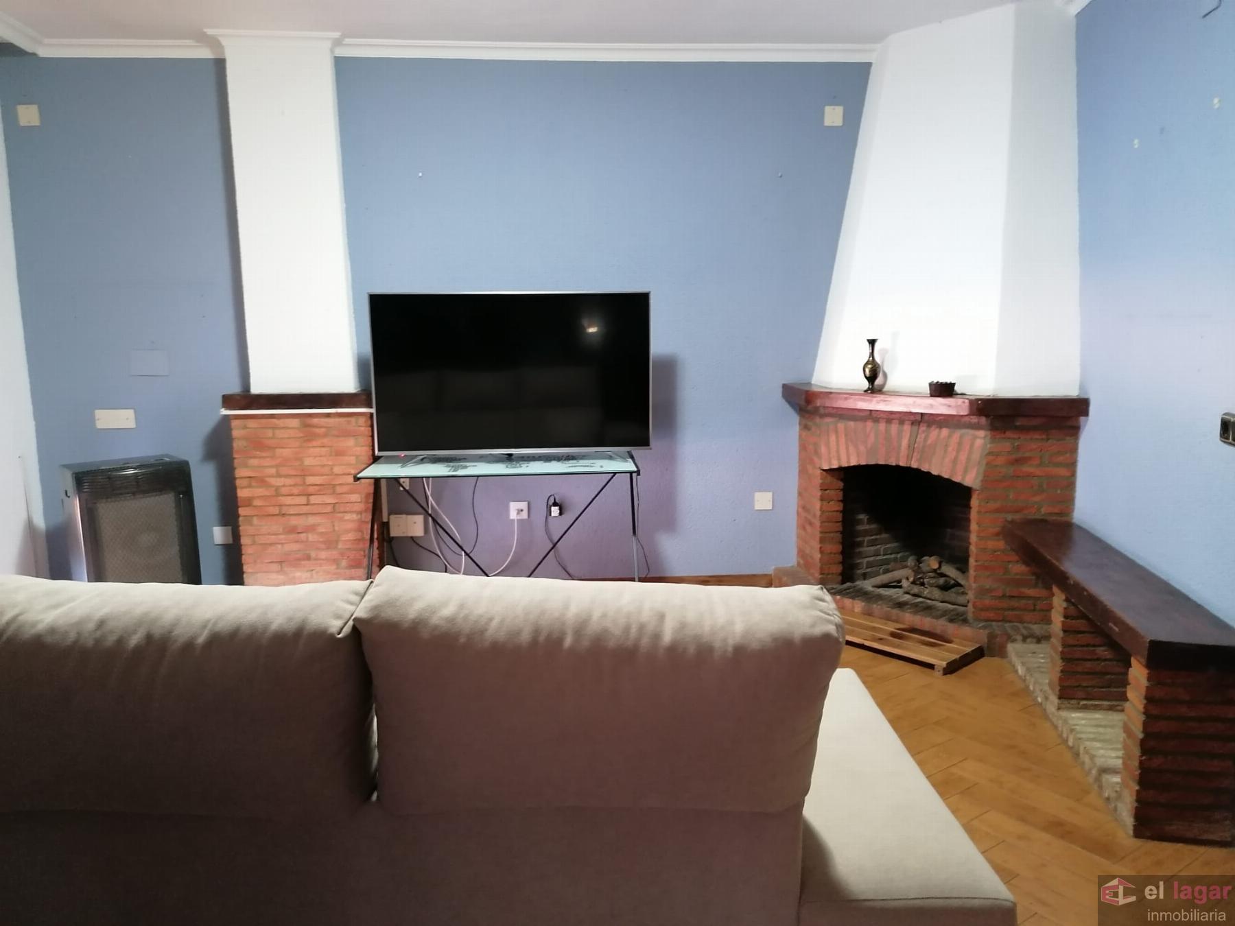 For rent of duplex in Montijo