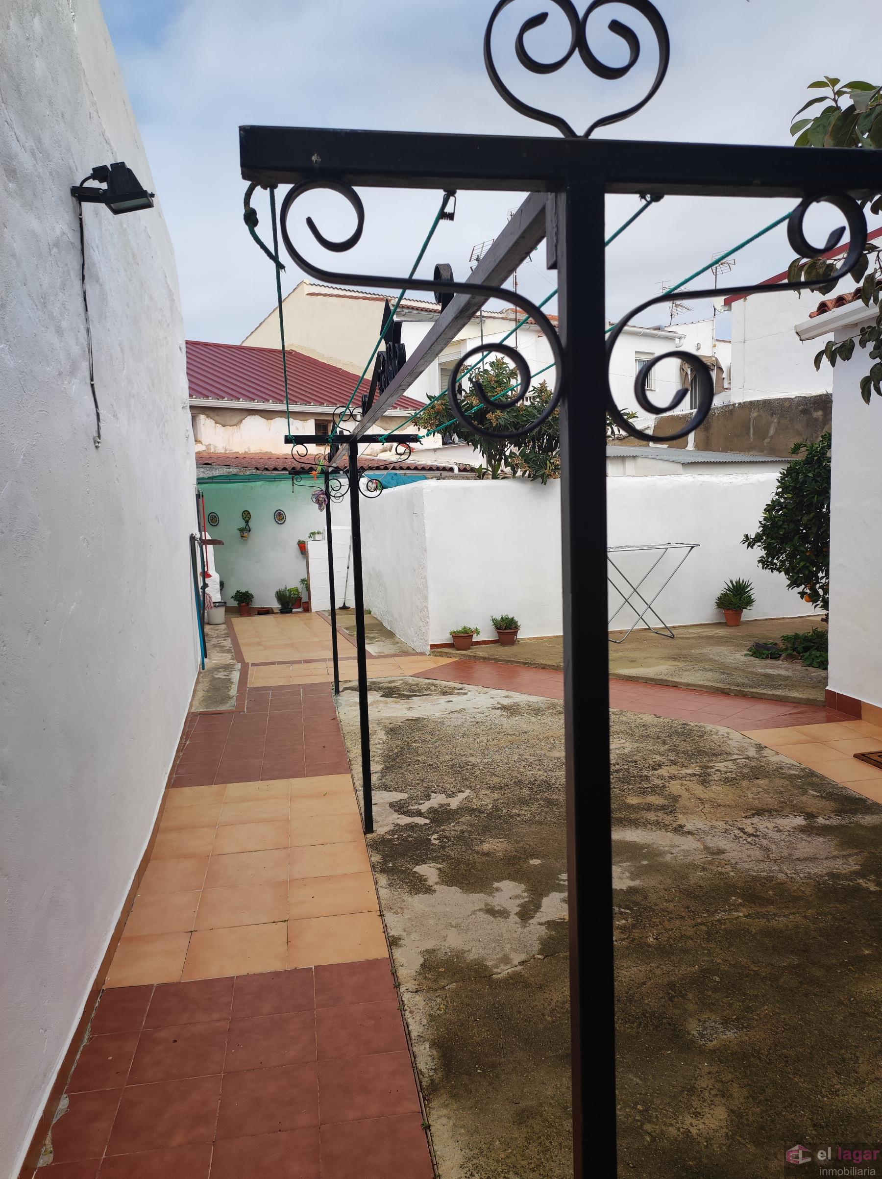 For sale of house in Torremayor