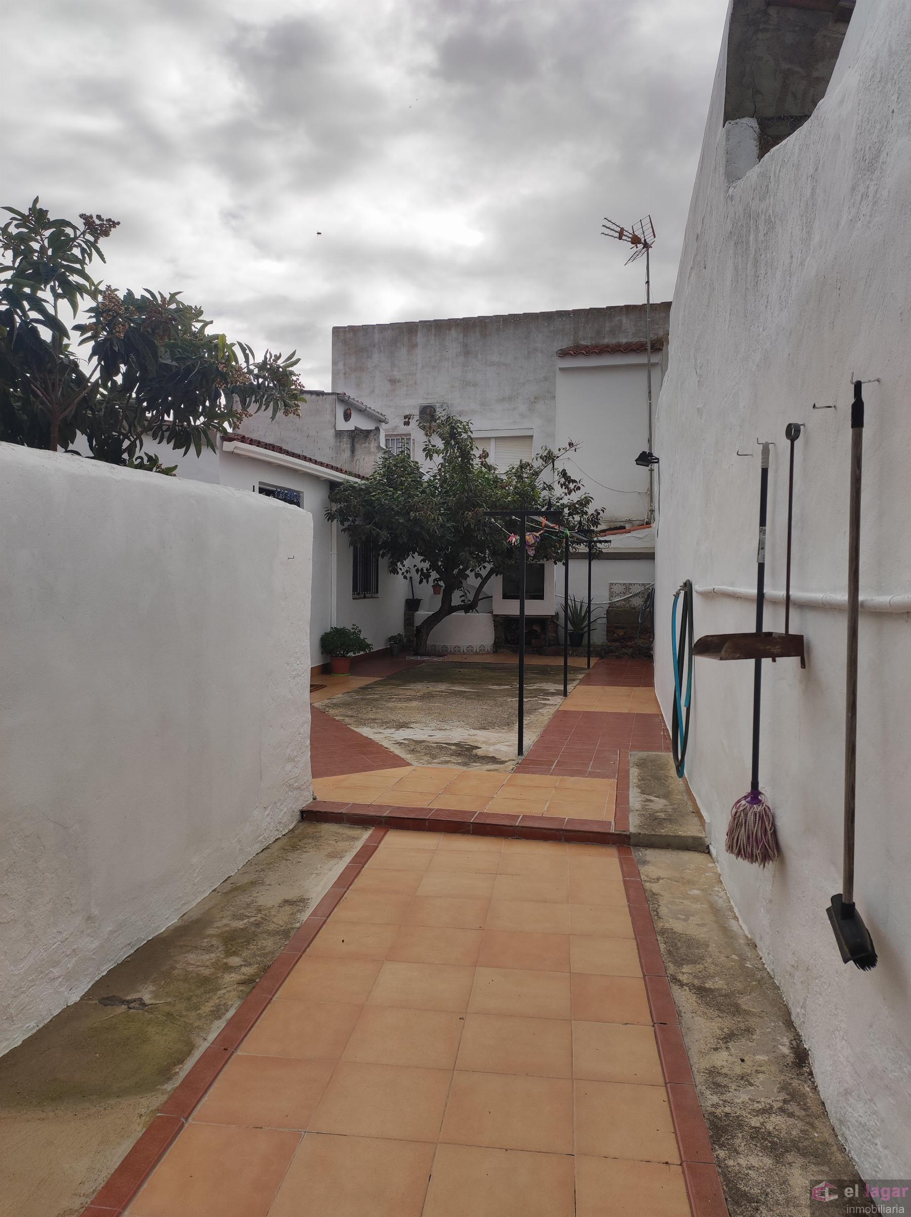 For sale of house in Torremayor
