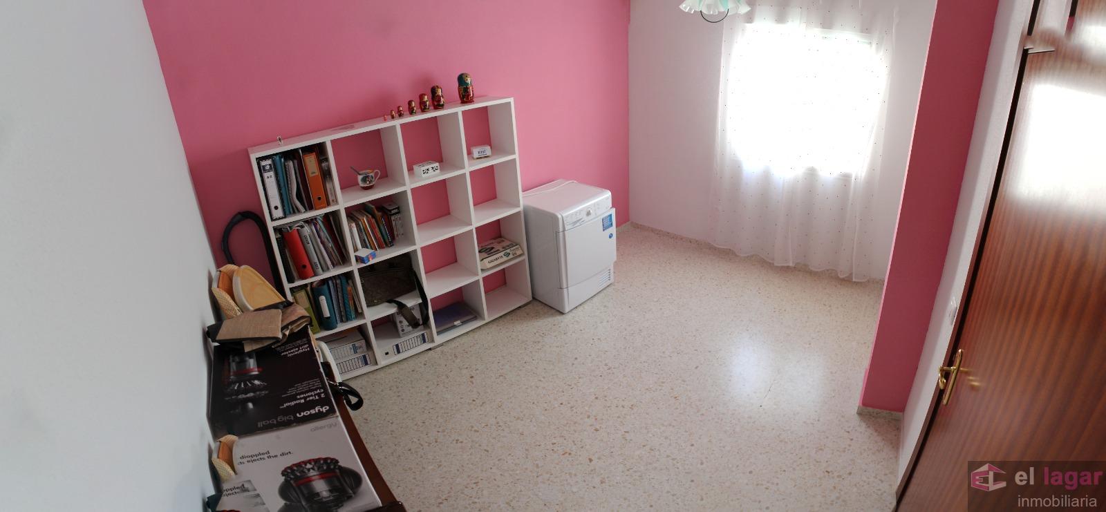 For sale of flat in Montijo