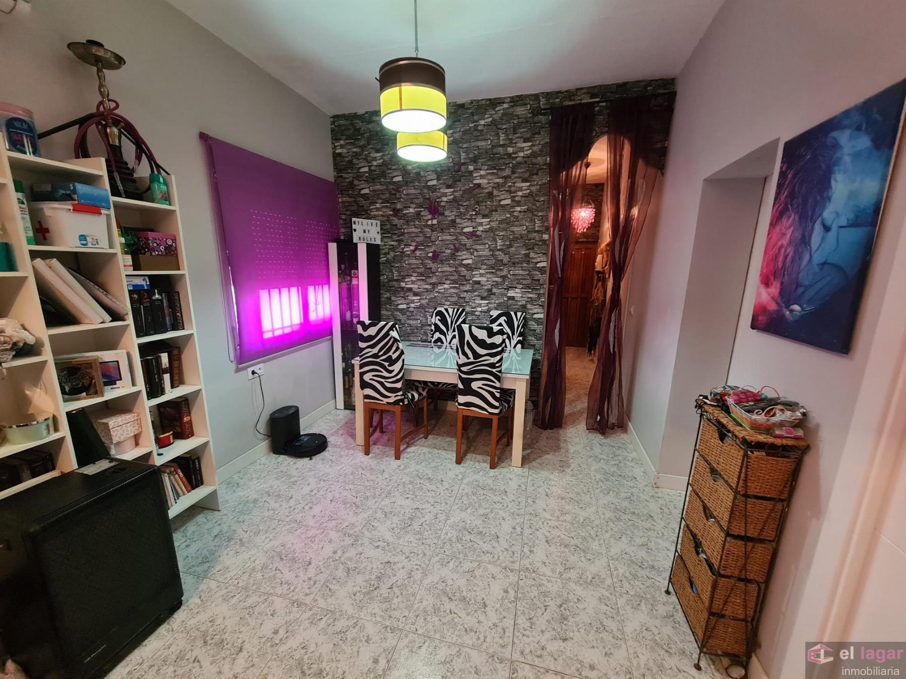 For sale of house in Puebla de la Calzada