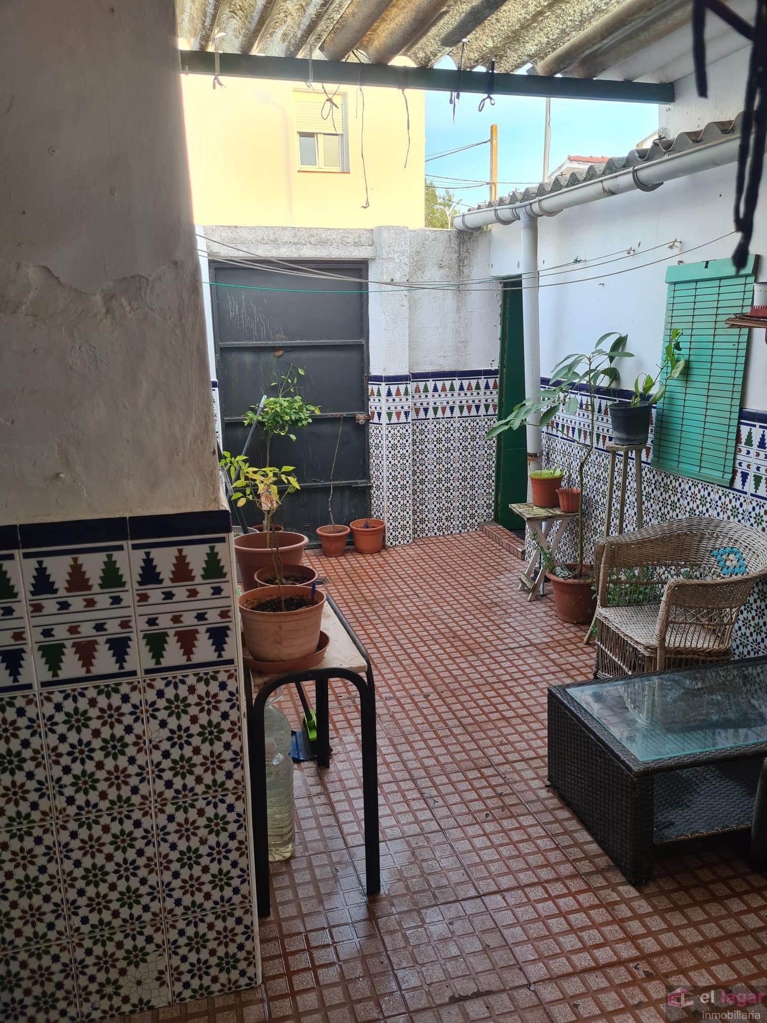 For sale of house in Puebla de la Calzada