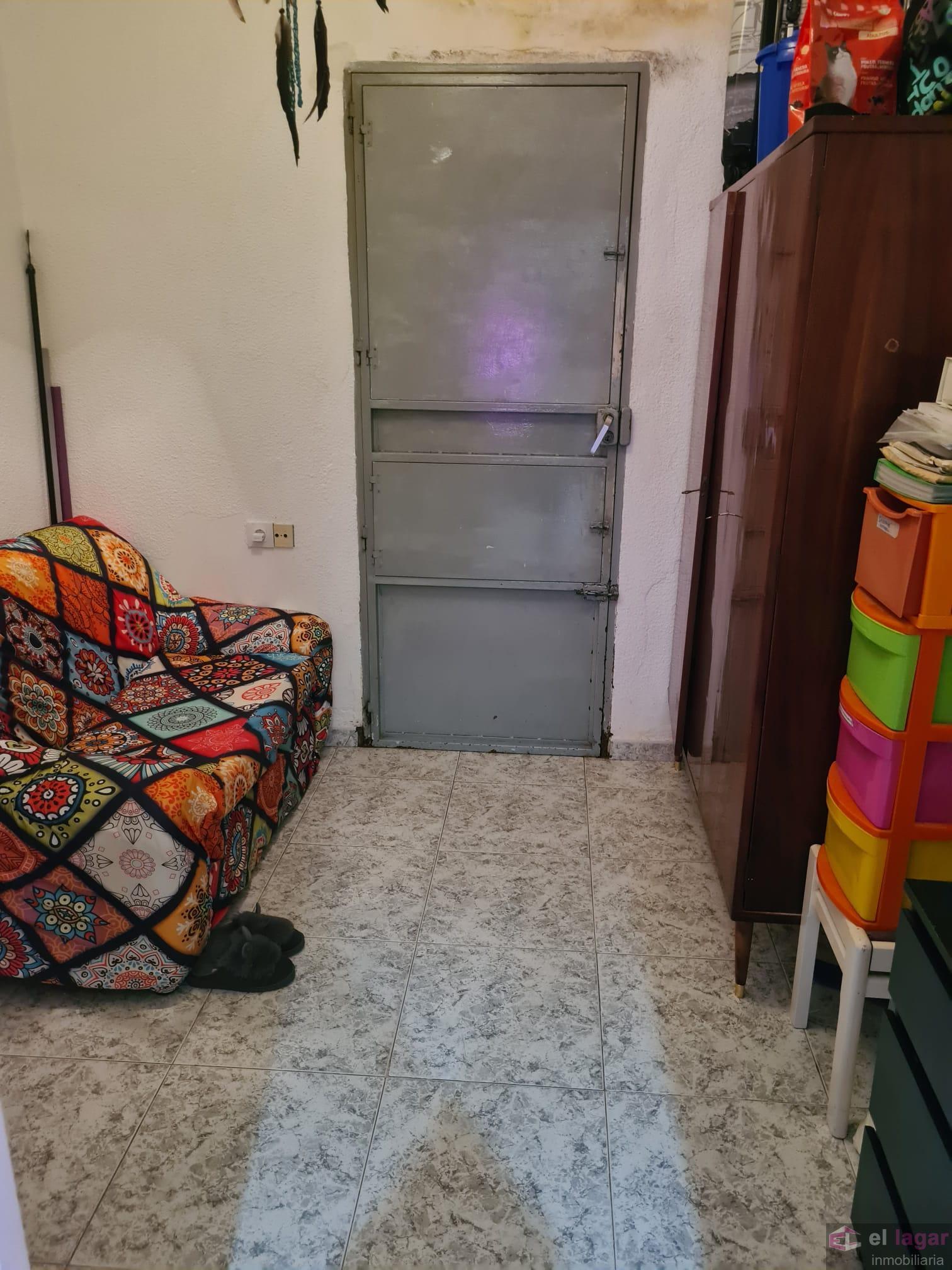 For sale of house in Puebla de la Calzada