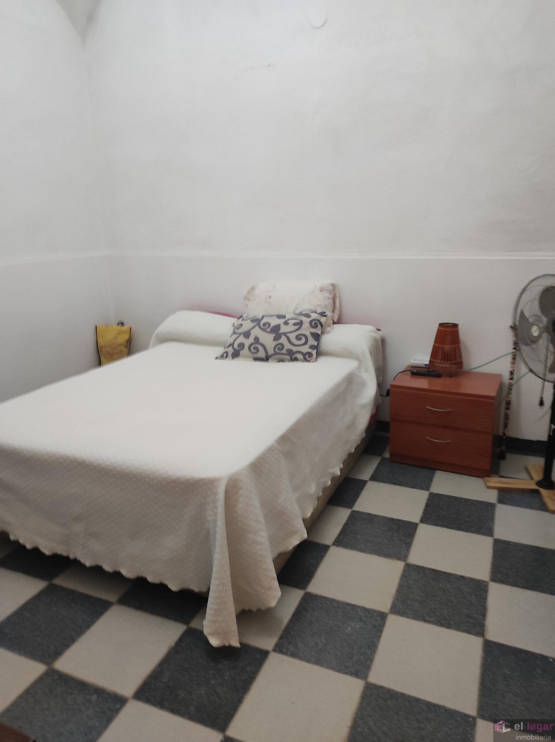 For sale of house in Torremayor
