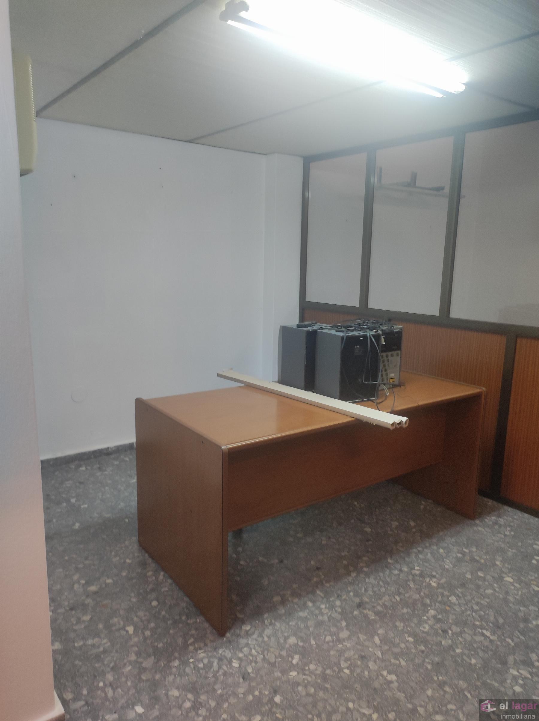Alquiler de local comercial en Montijo