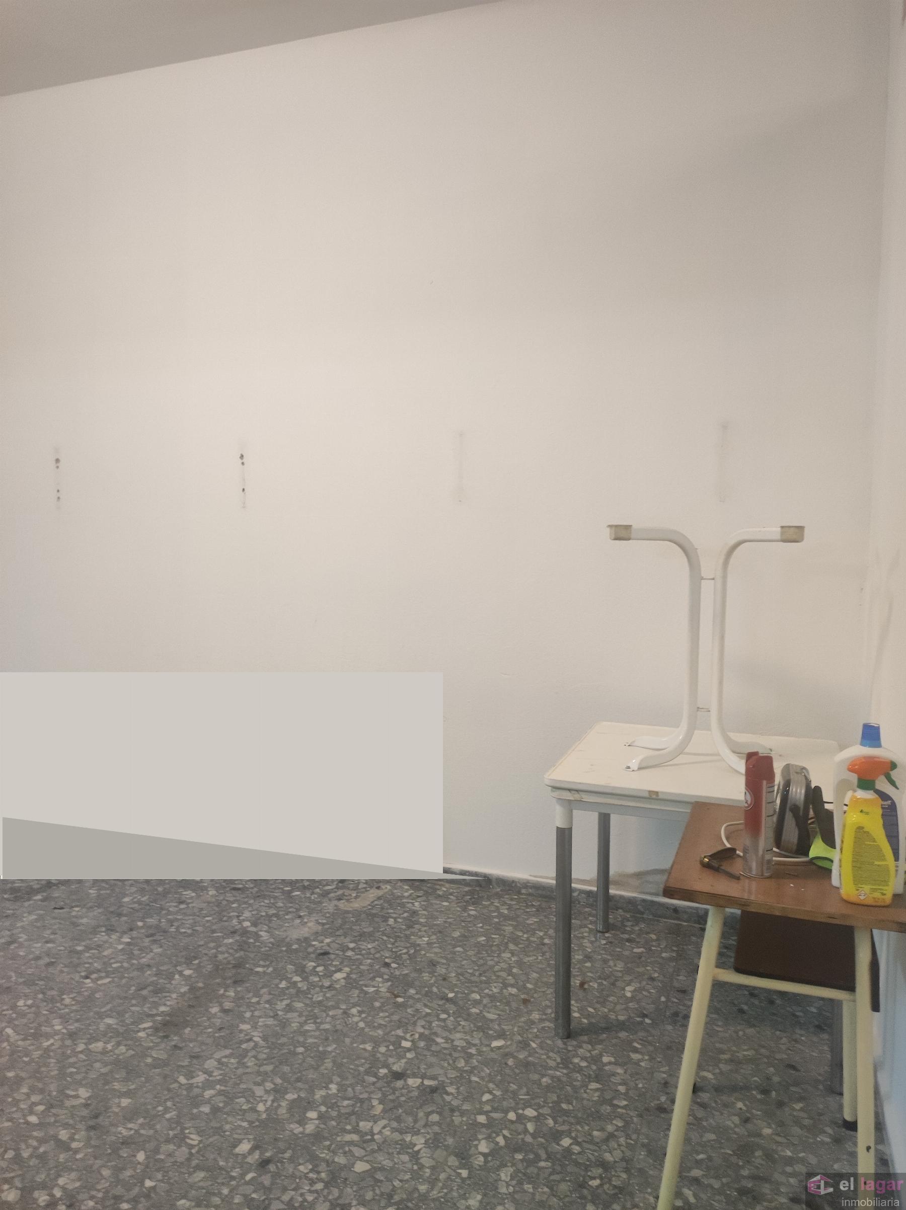 Alquiler de local comercial en Montijo