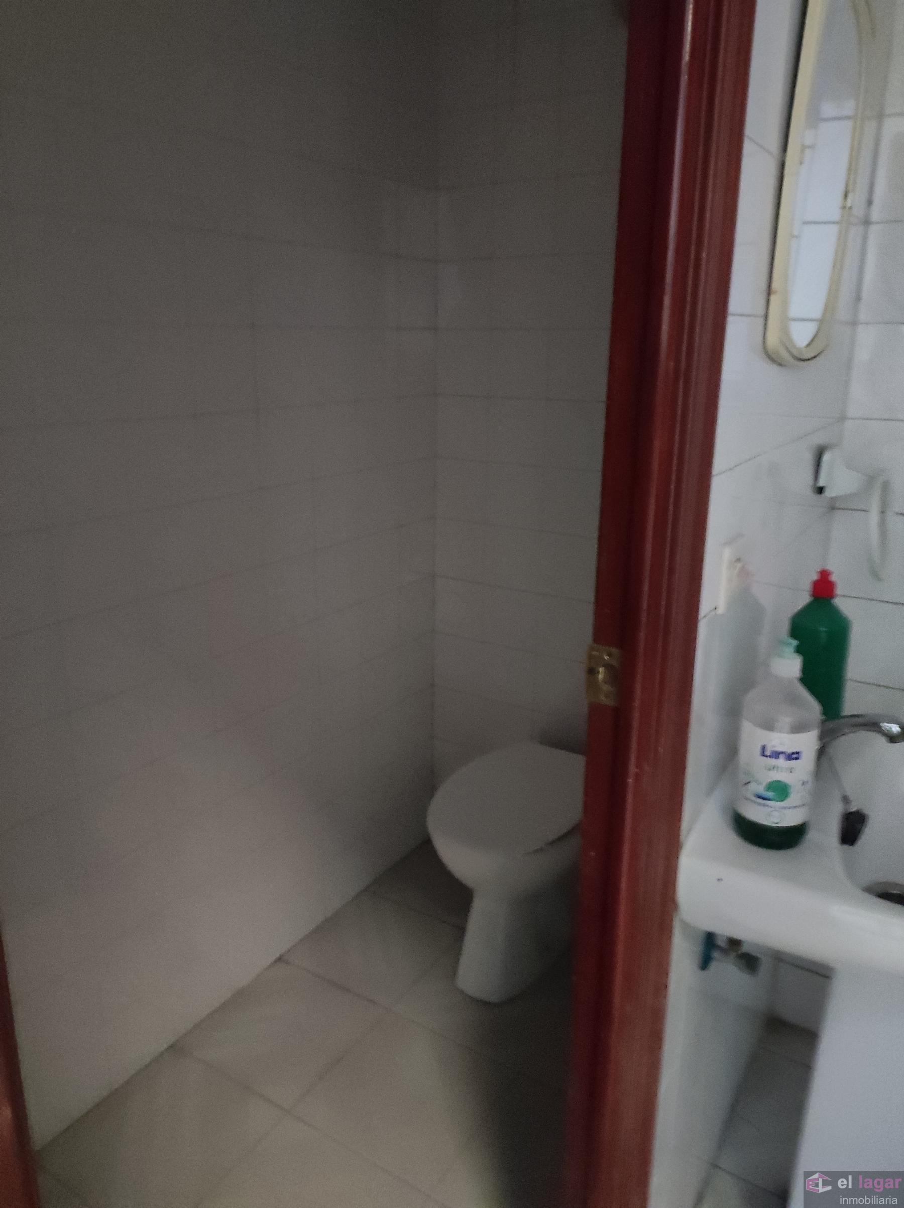 Venta de nave industrial en Montijo