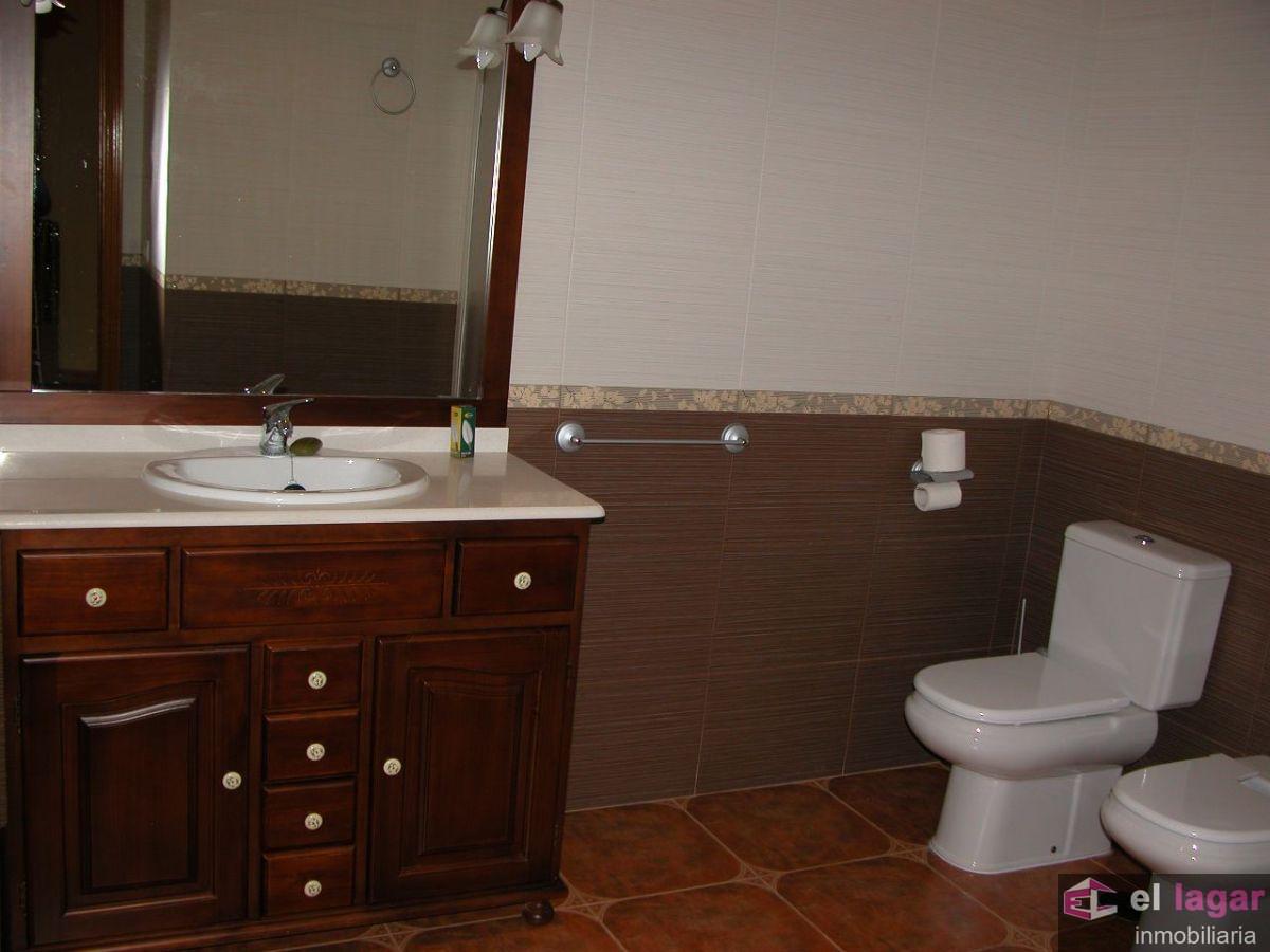 For rent of house in Montijo