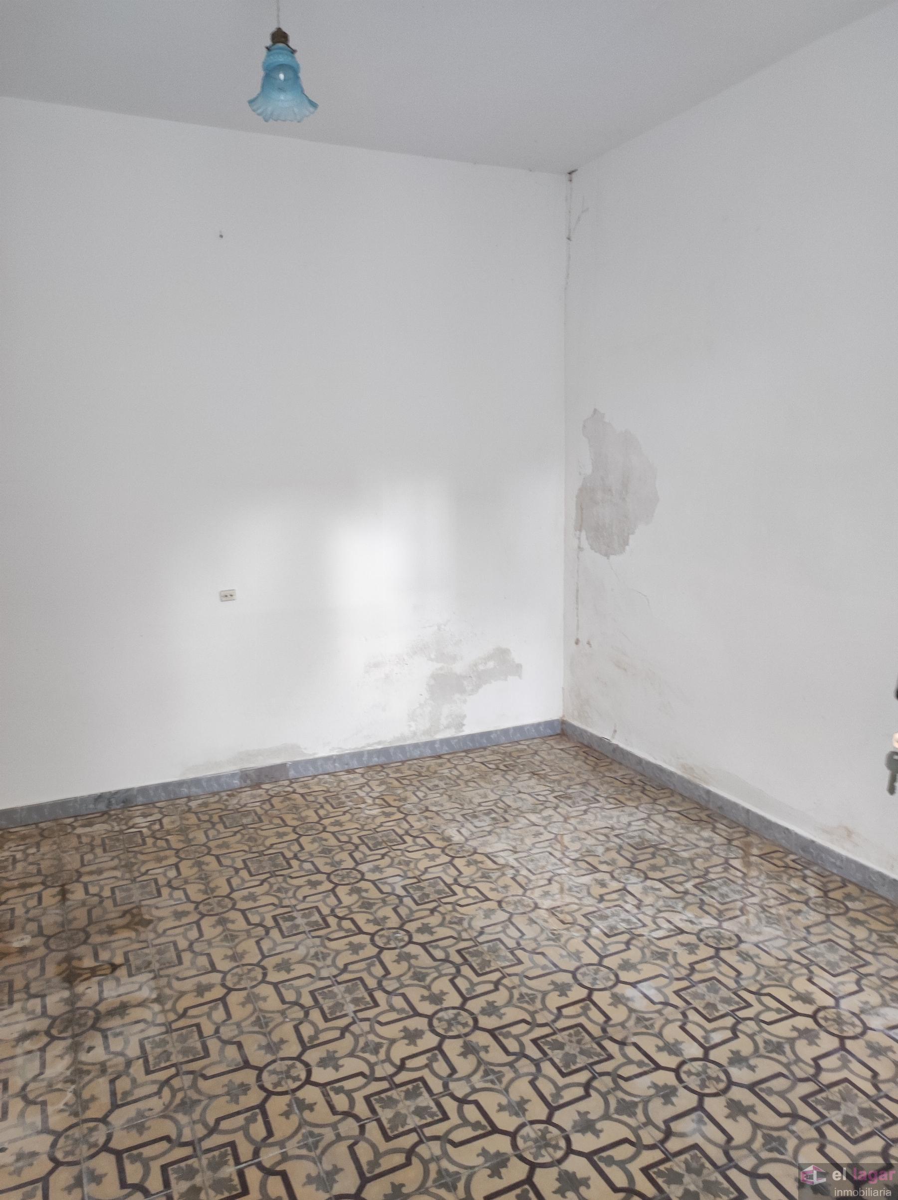 For sale of house in Montijo