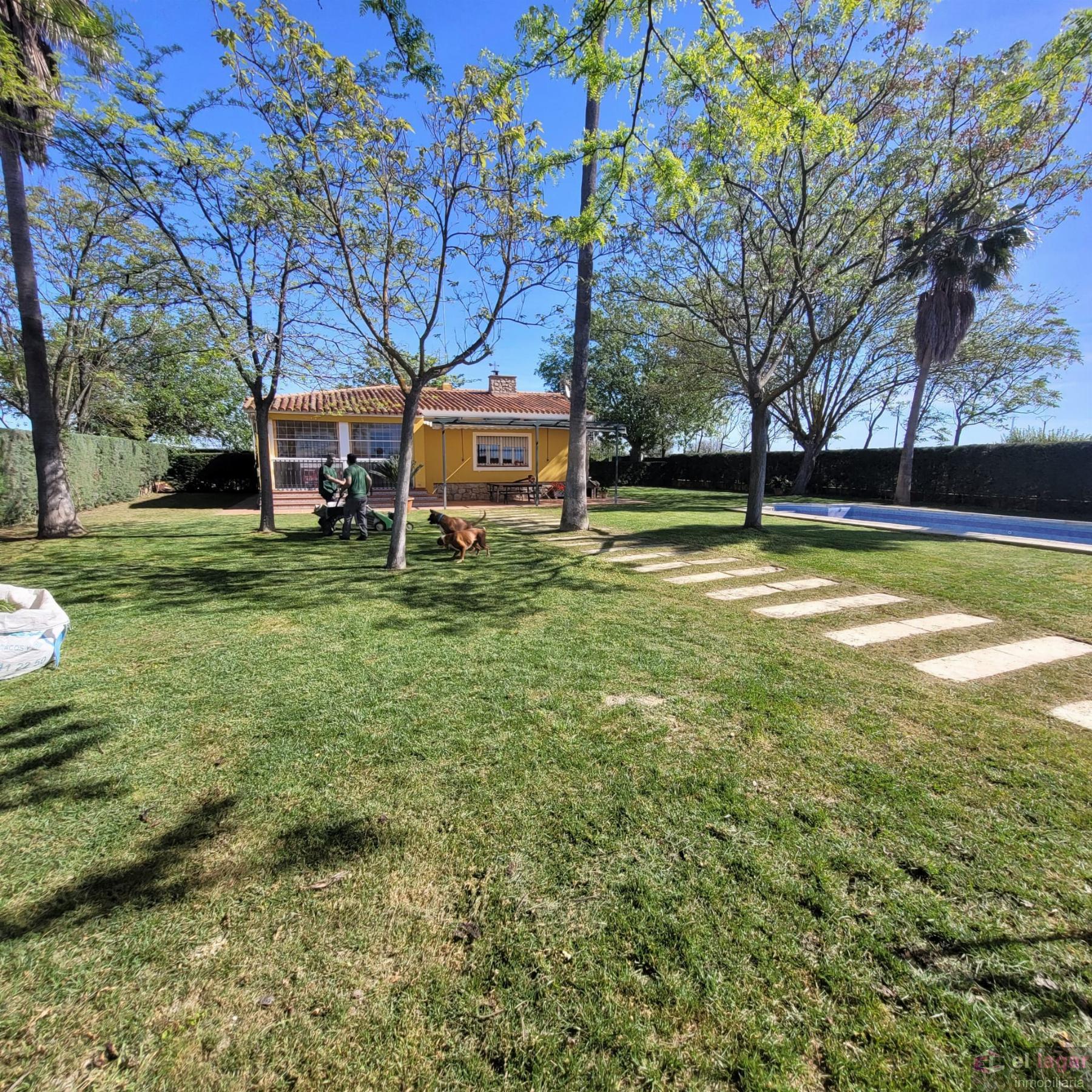 Venta de chalet en La Garrovilla