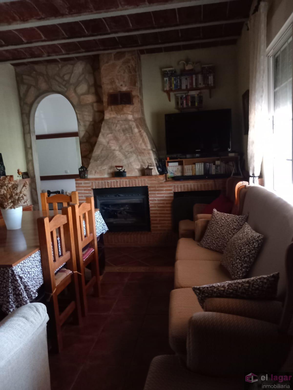For sale of chalet in Montijo