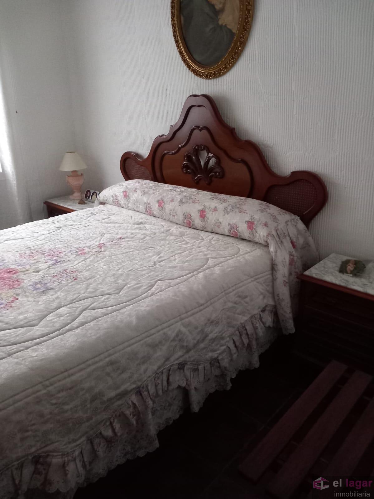 For sale of chalet in Montijo