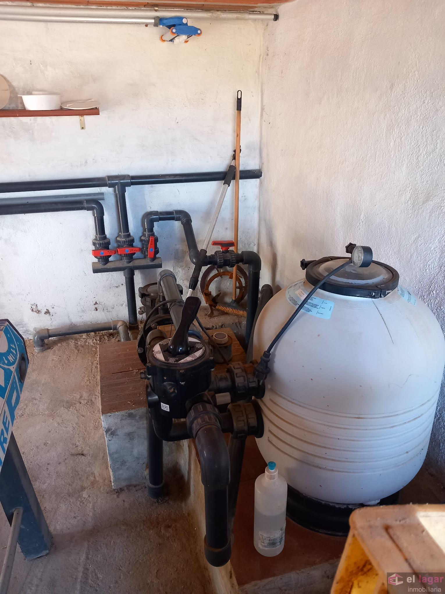 For sale of chalet in Montijo