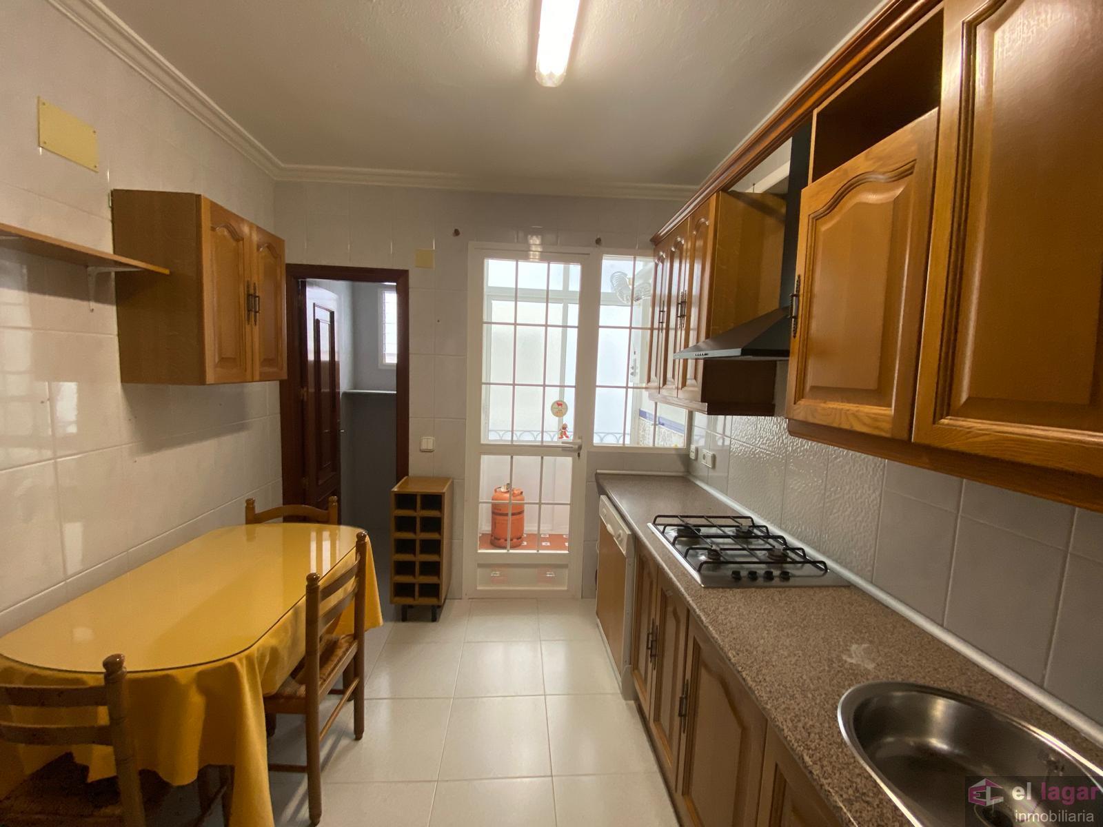 For rent of flat in Montijo